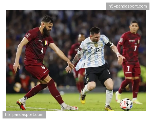 门将对决前瞻：阿根廷的苏济与比利时的范asch的技术特点比较